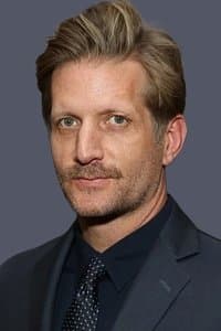 Paul Sparks in Eric LaRue
