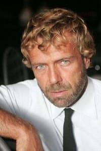 Massimo Ciavarro in Un'australiana a Roma