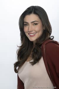 Daniela Álvarez in En Tierras Salvajes