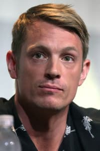Joel Kinnaman in Lola Versus