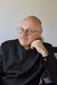 Arnie Roth in VOICES: music from FINAL FANTASY