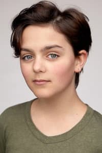 Asmara Feik in Christmas on the Farm
