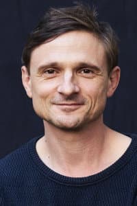 Florian Lukas in Warten auf Angelina