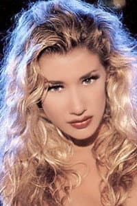 Bethany Lorraine in Femalien 2