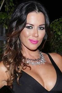 Karina Jelinek in Locos sueltos en el zoo