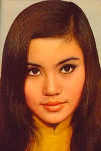 Polly Shang-Kuan Ling-Feng in Bons baisers de Hong Kong