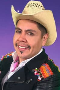 El Indio Brayan in Las sirvientas calientes 7