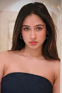 Pashmina Roshan in Ishq Vishk Rebound
