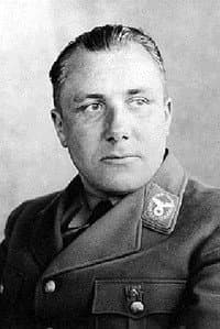 Martin Bormann in Обыкновенный фашизм
