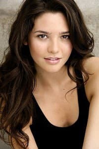 Stephanie Pearson in Wolf Mother
