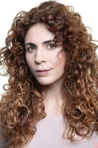 Claudia Cara in Ciò che resta