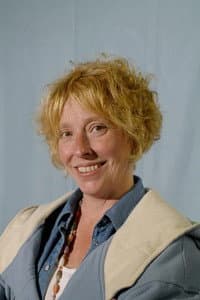 Gwenno Hodgkins in Y Mynydd Grug