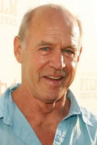 Geoffrey Lewis in Blueberry