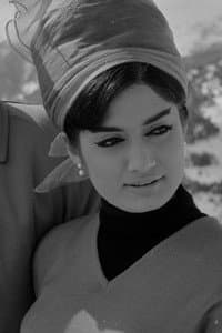 Rajshree in Geet Gaaya Pattharonne