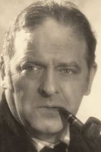 Jean Toulout in Le Porte-veine