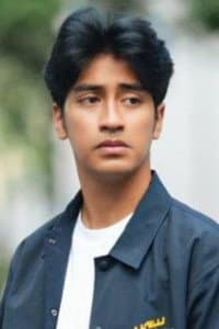 Abidzar Al-Ghifari in Strangers with Memories