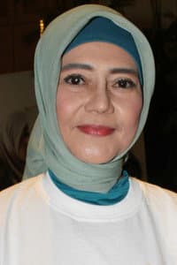 Wieke Widowati in Bumi Bulat Bundar