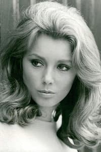 Elizabeth Ercy in Song of Summer