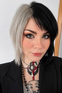 Lua Morales in Lua