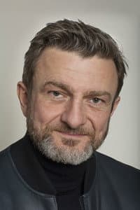 Régis Laroche in Le Gang des bois du temple