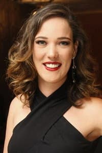 Adriana Birolli in Juras Eternas 2