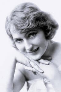 Doris Pawn in Out of the Storm