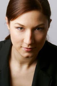 Romana Carén in No Mother