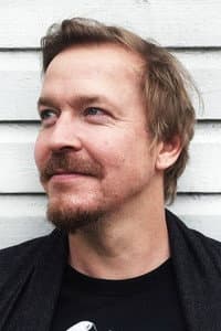 Einari Paakkanen in Isäni tähtien takaa