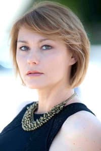 Monica Carpanese in Lola Blue