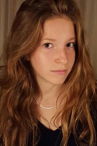 Carla Besnaïnou in Encore heureux