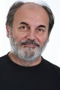 Tarık Günersel in Eğreti Gelin Ladik