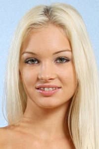 Franziska Facella in Cougars Cruisin Coeds