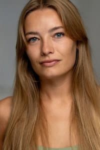 Carla Malling Agger in Peau de Banane