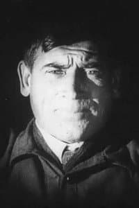 Eduard Gunn in Гаврош