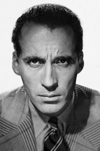 Christopher Lee in Dracula père et fils