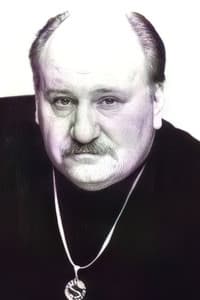 Frank Minucci in Tar