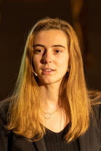Adélaïde Charlier in Greta