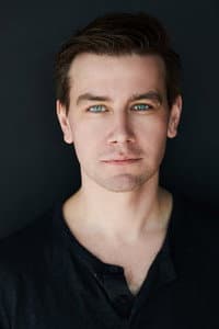 Torrance Coombs in Royally Ever After