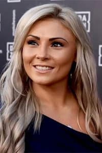 Shannon Courtenay in Josh Warrington vs. Luis Alberto Lopez