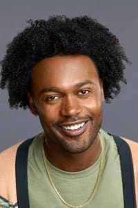 Echo Kellum in Dealing with Dad