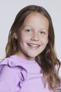 Emmy Richardson in Under the Christmas Sky