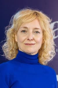 Mara Bestelli in El invierno