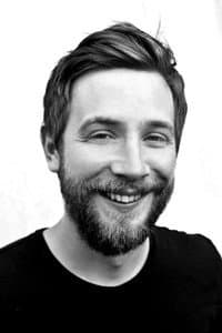 Tommy Jay Brennan in Middle Man