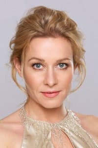 Natalie O'Hara in Barbara Wood - Sturmjahre