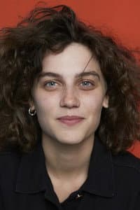 Adèle Journeaux in Pourquoi Parlez-Vous Si Bas ?