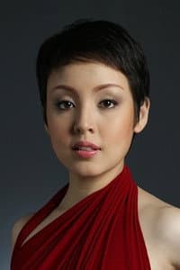 Cris Villonco in Ang Dalubhasa
