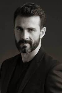Joan Miquel Artigues in Bittersweet Days
