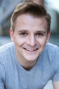 Szymon Piotr Warszawski in Bogowie