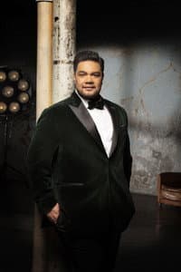 Pene Pati in Le Concert de la Paix