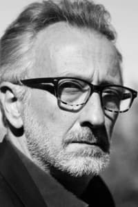 Franco Tavassi in Le Cinque Rose di Jennifer